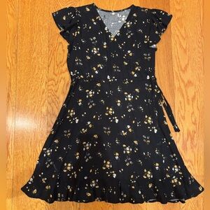 Treasure & Bond Floral Wrap Dress, size Large (10-12)